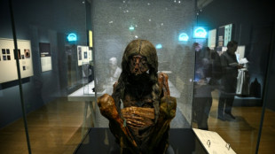 Montrer les corps des momies et regarder la vie en face