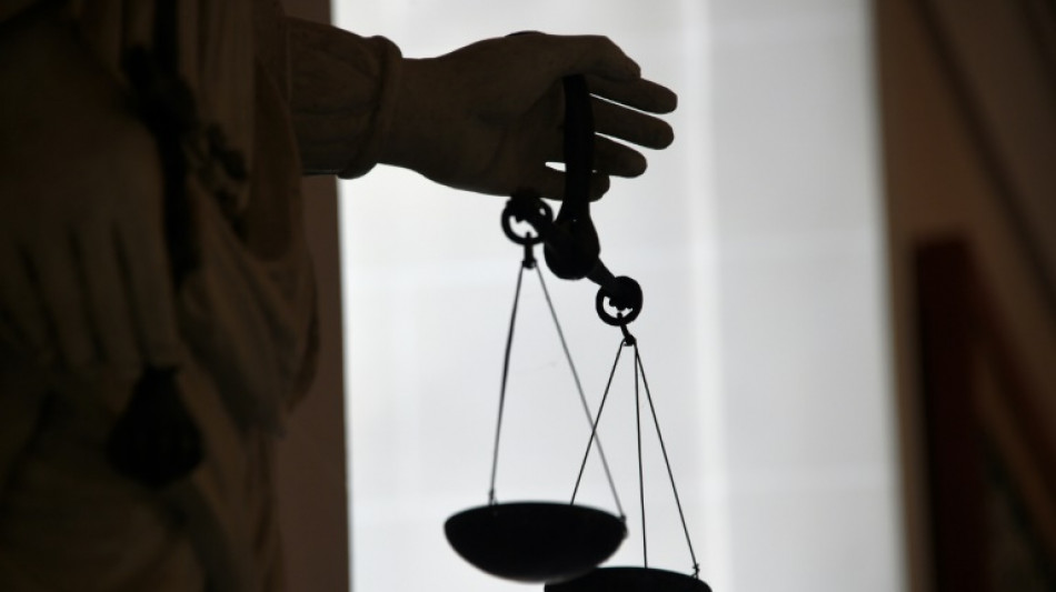 Männer wegen tödlicher Blutrache in Berlin zu langjährigen Haftstrafen verurteilt
