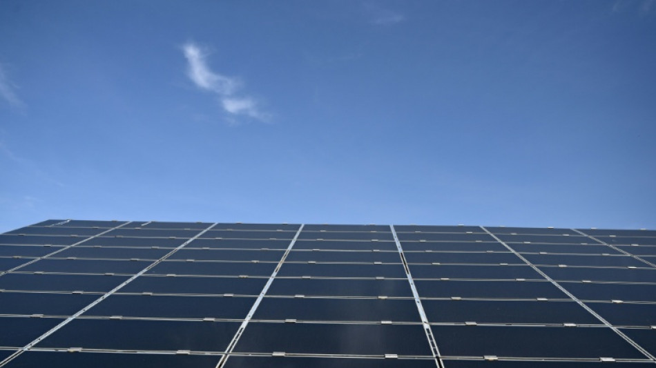 Crescimento de energias renováveis supera o dos combustíveis fósseis, apesar dos EUA