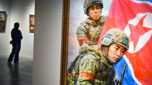 Kim, kimchi et mitraillettes : à Moscou, des peintures célèbrent l'alliance avec Pyongyang