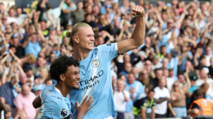 Haaland faz 2 e City goleia Wolverhampton na estreia no Inglês