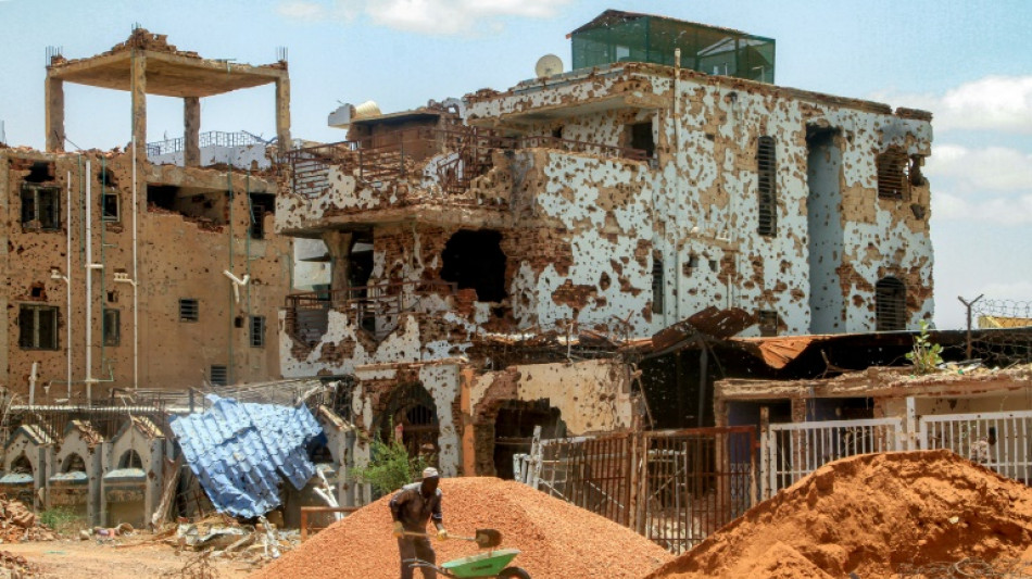 Des Soudanais s'attellent à la reconstruction de Khartoum ravagée par la guerre