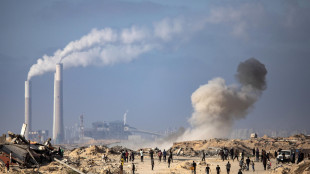 Almeno 25 persone uccise in raid aerei a Gaza oggi