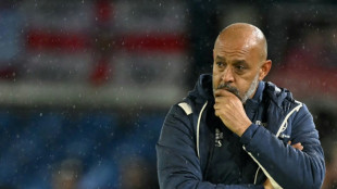 Nuno left waiting for first West Ham win after defeat at Leeds