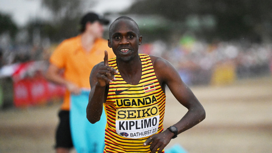 Atletica: l'ugandese Kiplimo vince la maratona di Chicago