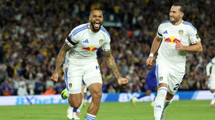 Leeds comemora retorno à Premier League com vitória sobre o Everton