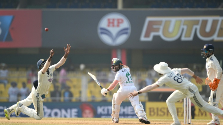Stubbs scores fifty as South Africa extend lead over India to 508